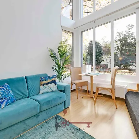 & Bright On Two Floors 'turquoise' -by Easylife Swiss Apartment *